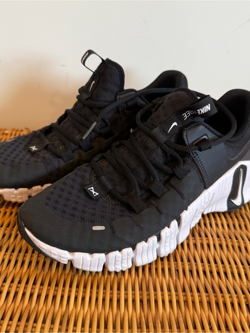 Nike Free Metcon 5 Women’s - Picture 2 of 6